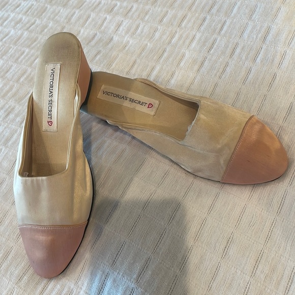 Victoria’s Secret shoes mules boudoir slippers satin pink white women’s size M - Picture 3 of 10